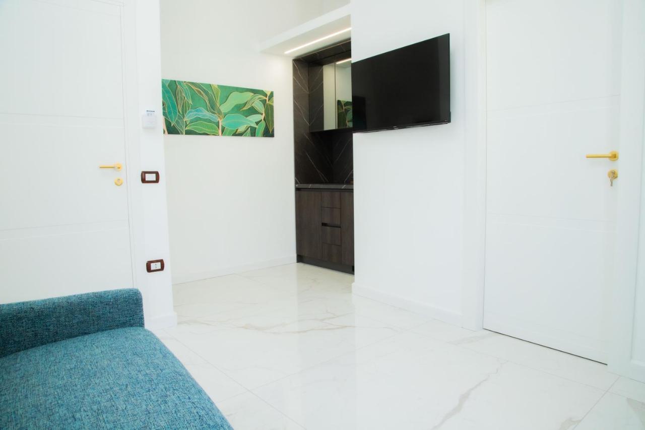 Lagi Suites نابولي المظهر الخارجي الصورة