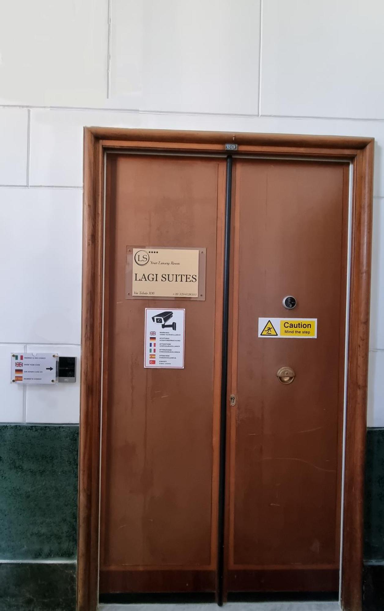 Lagi Suites نابولي المظهر الخارجي الصورة